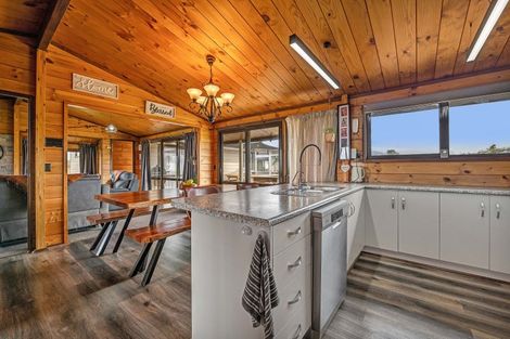 Photo of property in 11 Warwick Road, Stratford, 4332