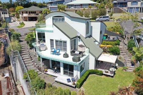 Photo of property in 116 Pacific View Drive, Whangamata, 3620