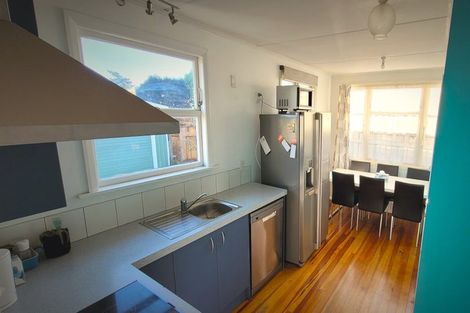 Photo of property in 17 Costley Street, Carterton, 5713