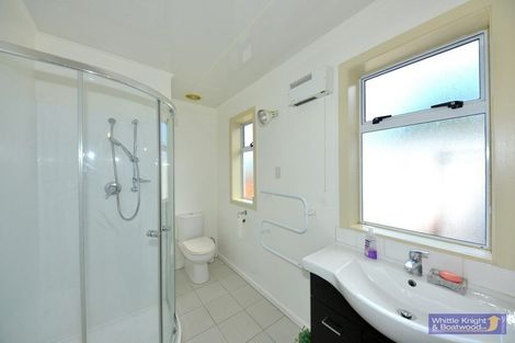 Photo of property in 104 Yaldhurst Road, Sockburn, Christchurch, 8042