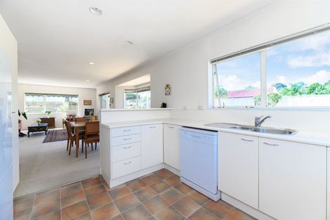 Photo of property in 1/89 Nile Road, Milford, Auckland, 0620