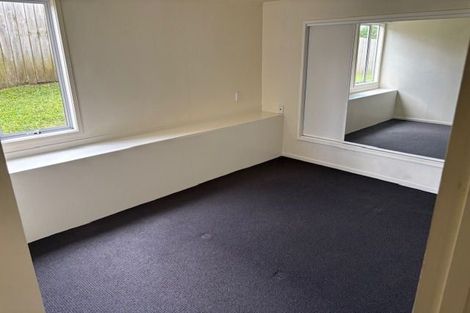 Photo of property in 28 Hiwihau Place, Glenfield, Auckland, 0629