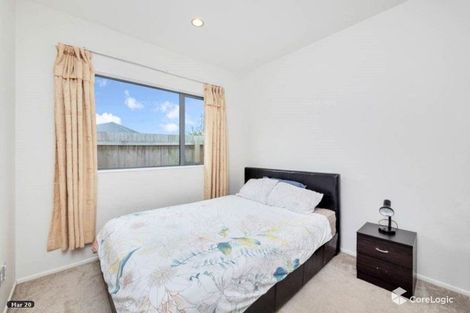 Photo of property in 17 Clendon Place, Manurewa, Auckland, 2102