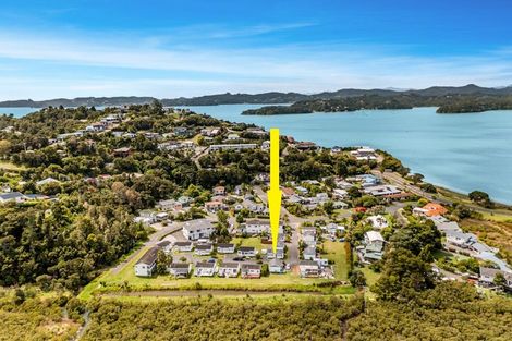 Photo of property in 8/4 Tohitapu Road, Paihia, 0200