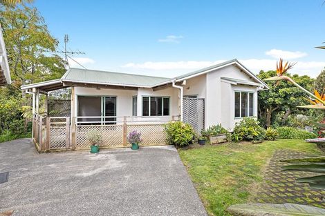 Photo of property in 17 Helvetia Drive, Browns Bay, Auckland, 0630