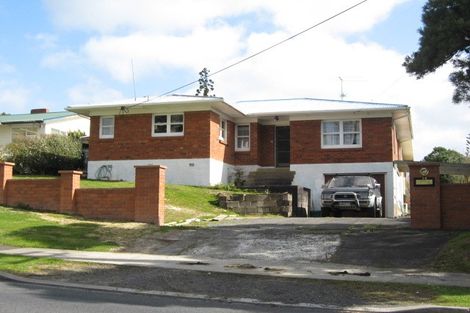 Photo of property in 14 Trig Road, West Harbour, Auckland, 0618