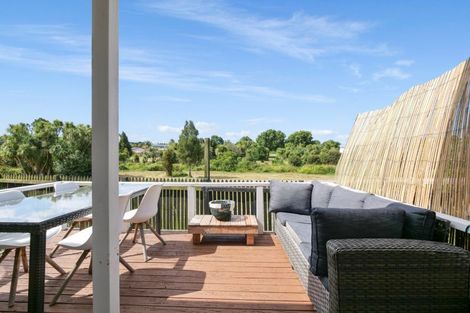 Photo of property in 12 Belray Place, Papamoa Beach, Papamoa, 3118