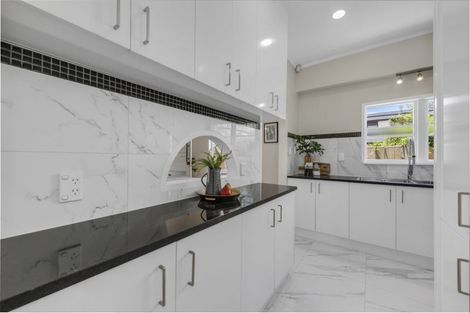 Photo of property in 6 Lipscombe Avenue, Papatoetoe, Auckland, 2025