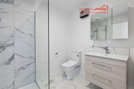 Photo of property in 1/80 Awaroa Road, Sunnyvale, Auckland, 0612