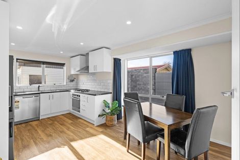 Photo of property in 6 Waltham Court, Cloverlea, Palmerston North, 4412