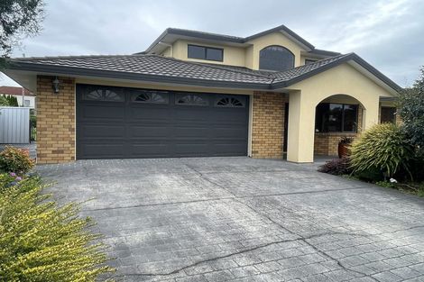 Photo of property in 102 Branch Road, Highlands Park, New Plymouth, 4312