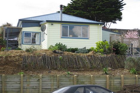 Photo of property in 17 Hobart Drive, Spotswood, New Plymouth, 4310