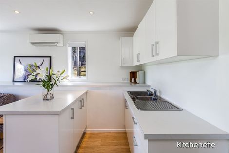 Photo of property in 1/2 Intrepid Place, Torbay, Auckland, 0630