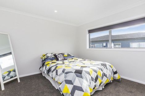 Photo of property in 90c/2 Endeavour Drive, Whitby, Porirua, 5024