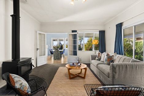 Photo of property in 1 Te Puna Place, Havelock North, 4130