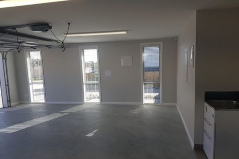 Photo of property in 3 Pae Moana Place, Stanmore Bay, Whangaparaoa, 0932