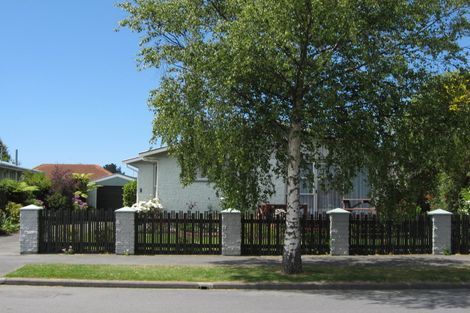 Photo of property in 4 Lamorna Road, Parklands, Christchurch, 8083