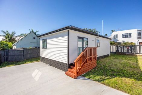 Photo of property in 10 Francis Street, Hauraki, Auckland, 0622