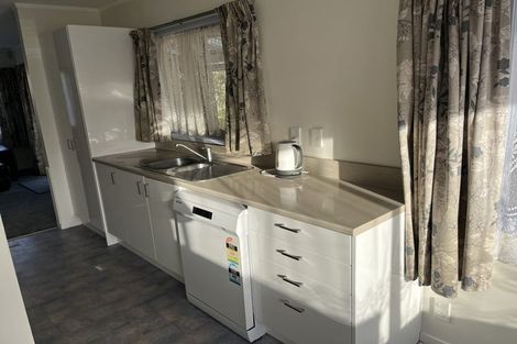 Photo of property in 7 Foundation Place, Glen Eden, Auckland, 0602