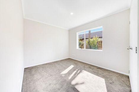 Photo of property in 2 Dunaff Place, Flat Bush, Auckland, 2019