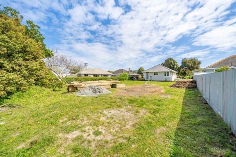 Photo of property in 16 Sladden Street, Naenae, Lower Hutt, 5011