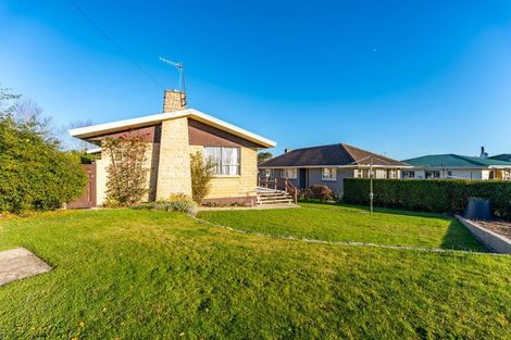 Photo of property in 2 Oxford Street, Holmes Hill, Oamaru, 9401
