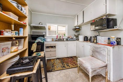 Photo of property in 329 Massey Road, Mangere East, Auckland, 2024