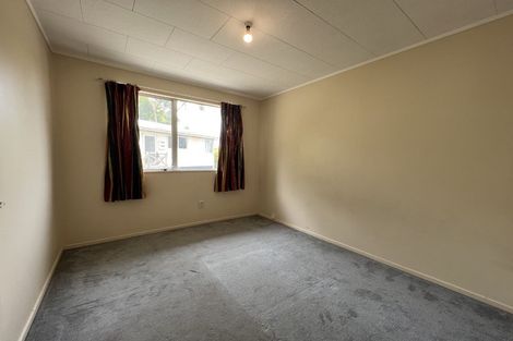 Photo of property in 19 Glenfinn Place, Massey, Auckland, 0614