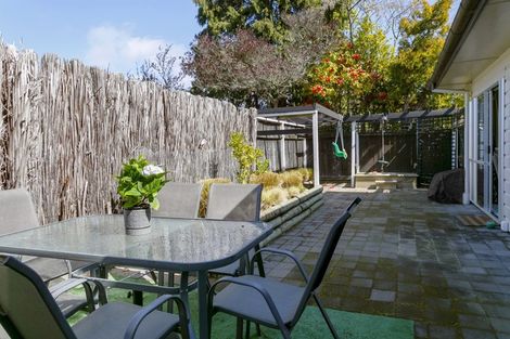 Photo of property in 4 Kereru Street, Two Mile Bay, Taupo, 3330