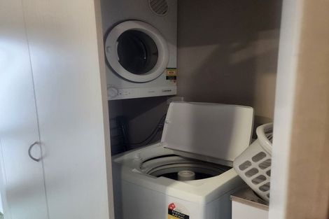 Photo of property in 12a-c Camden Street, Turnbull Thomson Park, Invercargill, 9810