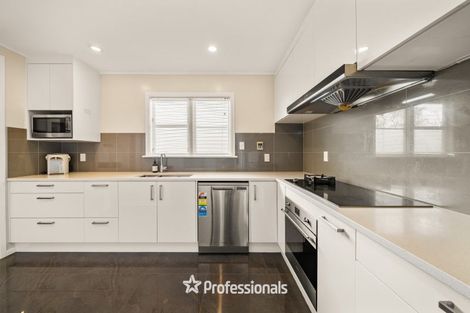 Photo of property in 21 Rosebank Avenue, Avalon, Lower Hutt, 5011