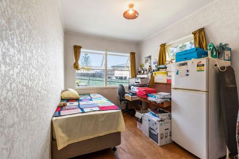 Photo of property in 26 Kaikoura Street, Henderson, Auckland, 0612