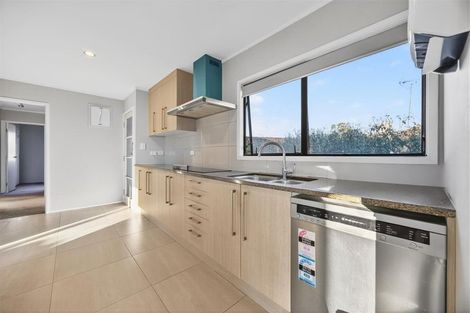 Photo of property in 70 De Quincey Terrace, Highland Park, Auckland, 2010