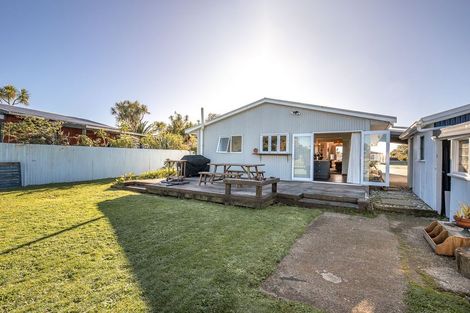 Photo of property in 14 Coates Street, Westport, 7825