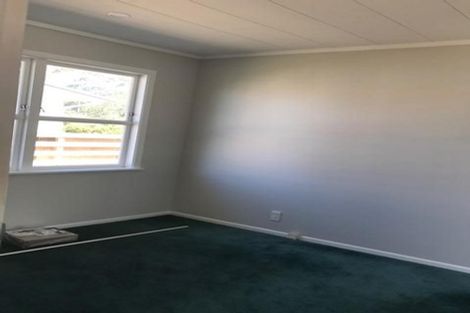 Photo of property in 61 Gloria Avenue, Te Atatu Peninsula, Auckland, 0610