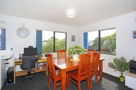 Photo of property in 49 Riverside Drive, Waiuku, 2123