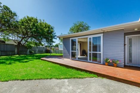 Photo of property in 21 Te Kupe Road, Paraparaumu Beach, Paraparaumu, 5032