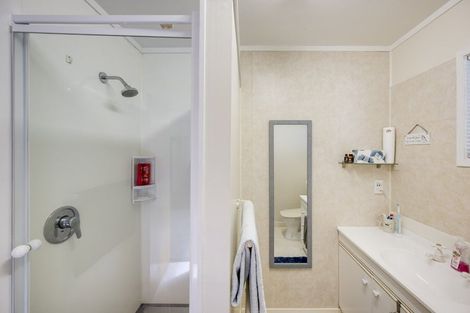 Photo of property in 1 Ewan Place, Taradale, Napier, 4112