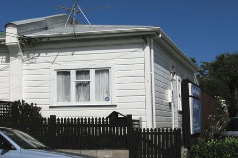 Photo of property in 6 Emmett Street, Newtown, Wellington, 6021