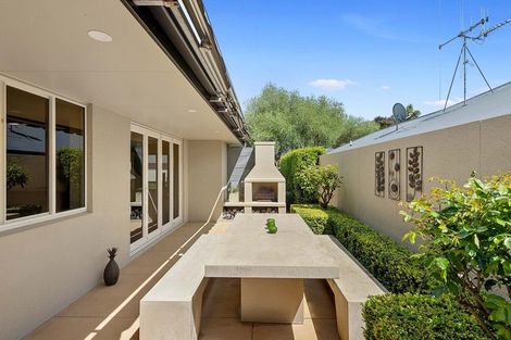 Photo of property in 8 Ravenscourt Place, Huntington, Hamilton, 3210