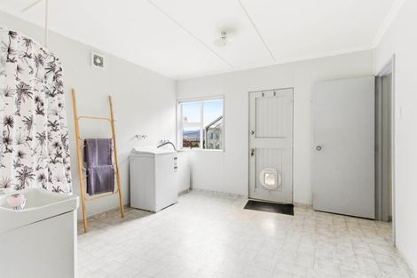 Photo of property in 42 Cliffs Road, Saint Clair, Dunedin, 9012