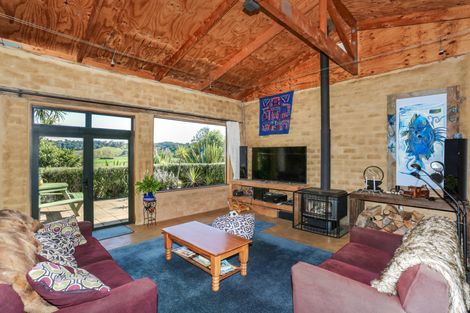 Photo of property in 173 Wily Road, Puni, Pukekohe, 2678