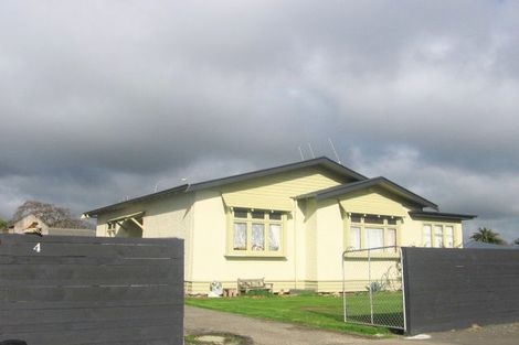 Photo of property in 4 Chelwood Street, Takaro, Palmerston North, 4412