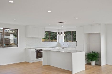 Photo of property in 30 Mcquarrie Avenue, Wattle Downs, Auckland, 2103