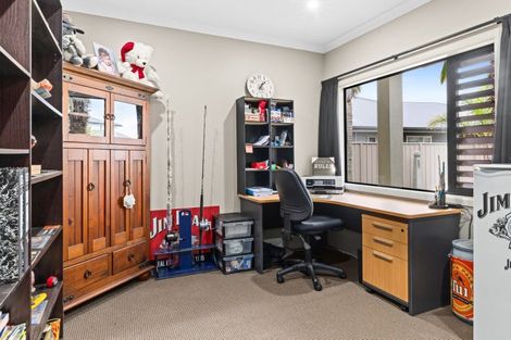 Photo of property in 6 Lowry Place, Frimley, Hastings, 4120