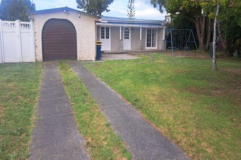 Photo of property in 5 Denver Avenue, Sunnyvale, Auckland, 0612