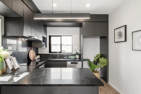 Photo of property in 2/1 Egremont Street, Belmont, Auckland, 0622