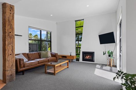 Photo of property in 14 Sarah Place, Papamoa Beach, Papamoa, 3118