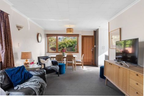 Photo of property in 120 Hargest Crescent, Saint Clair, Dunedin, 9012