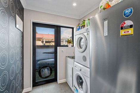 Photo of property in 5 Cambridge Street, Kingston, Athol, 9793